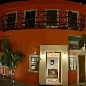 Hotel Ikaro Colonial, Cancún